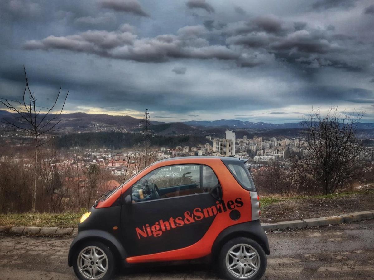 Nights & Smiles Sarajevo公寓 外观 照片