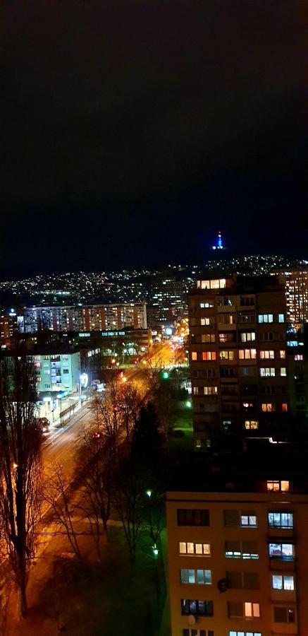 Nights & Smiles Sarajevo公寓 外观 照片